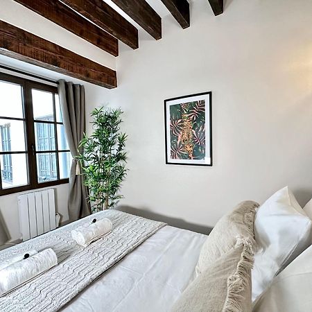 Le Marais' Finest Luxurious Apartment Paris Exterior foto