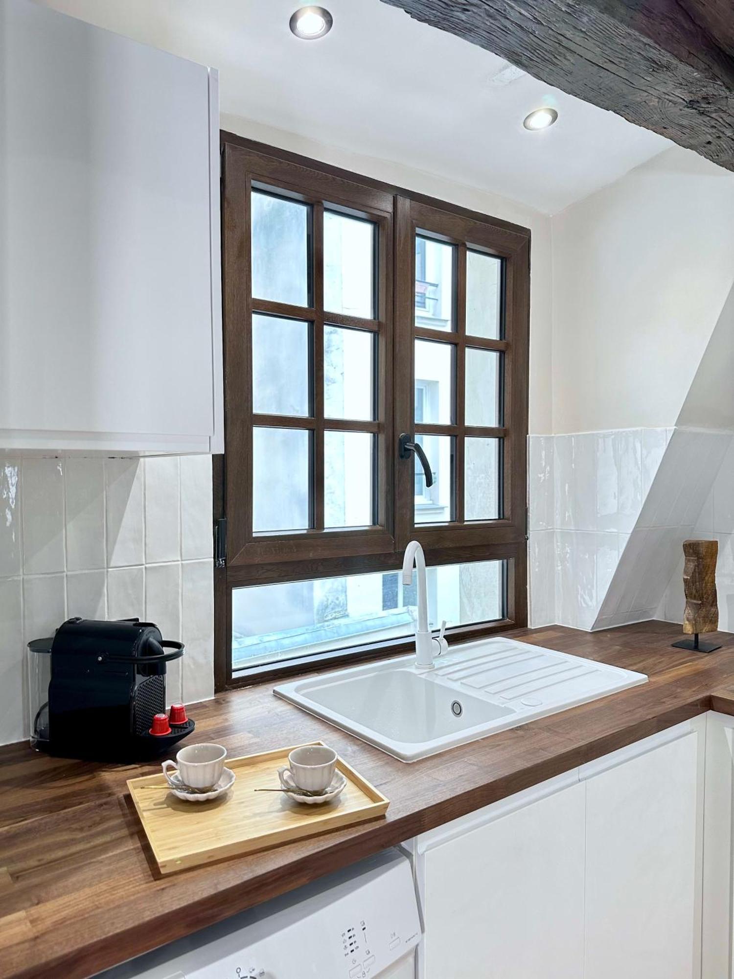 Le Marais' Finest Luxurious Apartment Paris Exterior foto